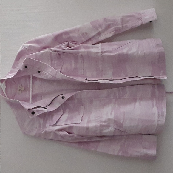 Light pink camouflage jacket - Picture 2 of 9